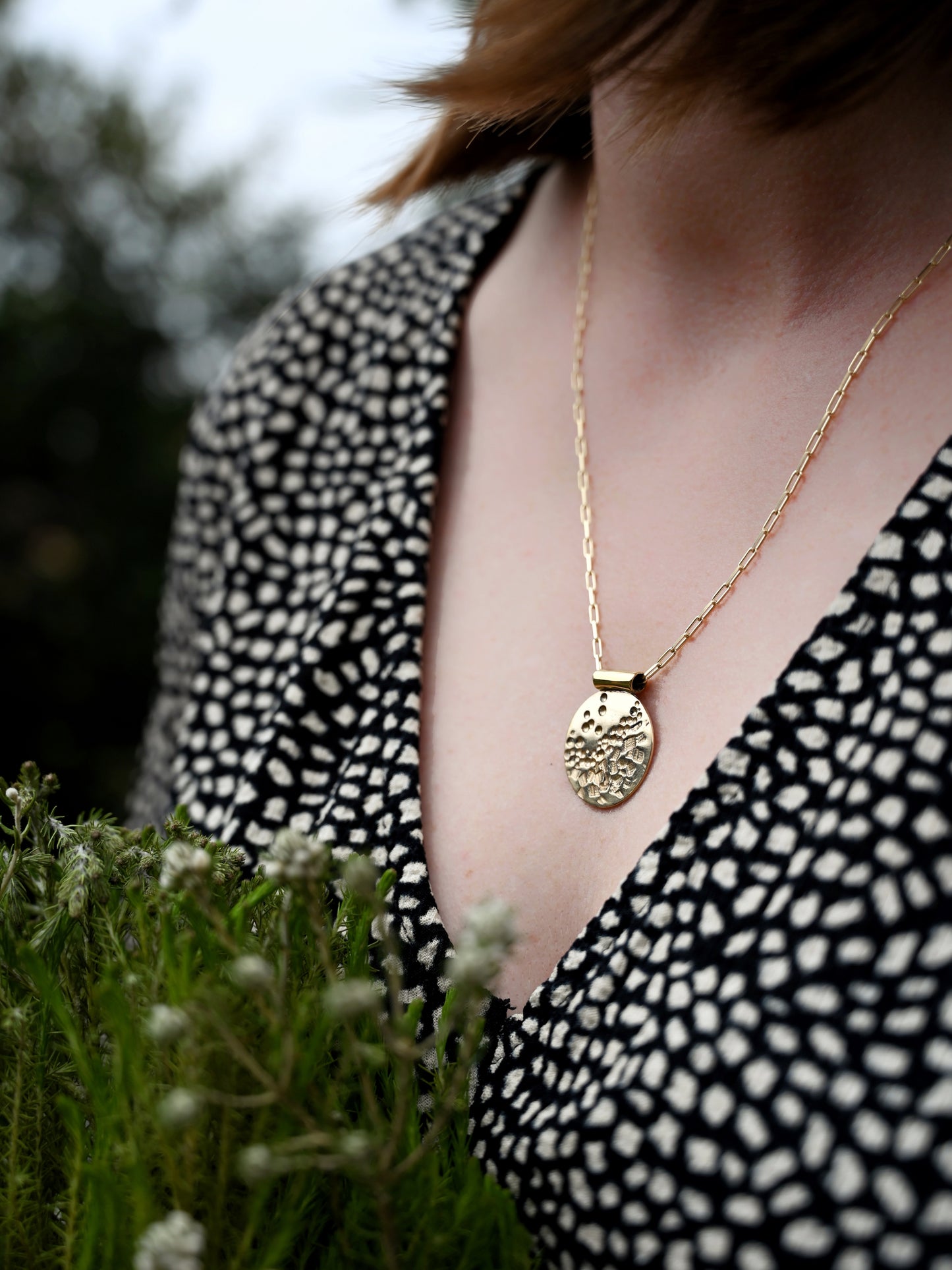 Contrast Round Disc Pendant